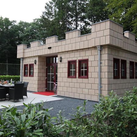 Designed Home With Bedstead Surrounded By Forest De Bult Bilik gambar